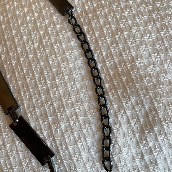 Pewter Belt - Made in Spain Adjustable Metallic chain belt, 31 in/ 5 in of chain - Picture 8 of 17